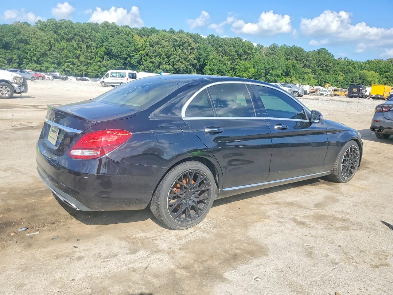 2016 MERCEDES-BENZ C-CLASS