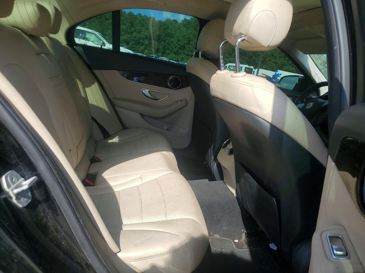 2016 MERCEDES-BENZ C-CLASS
