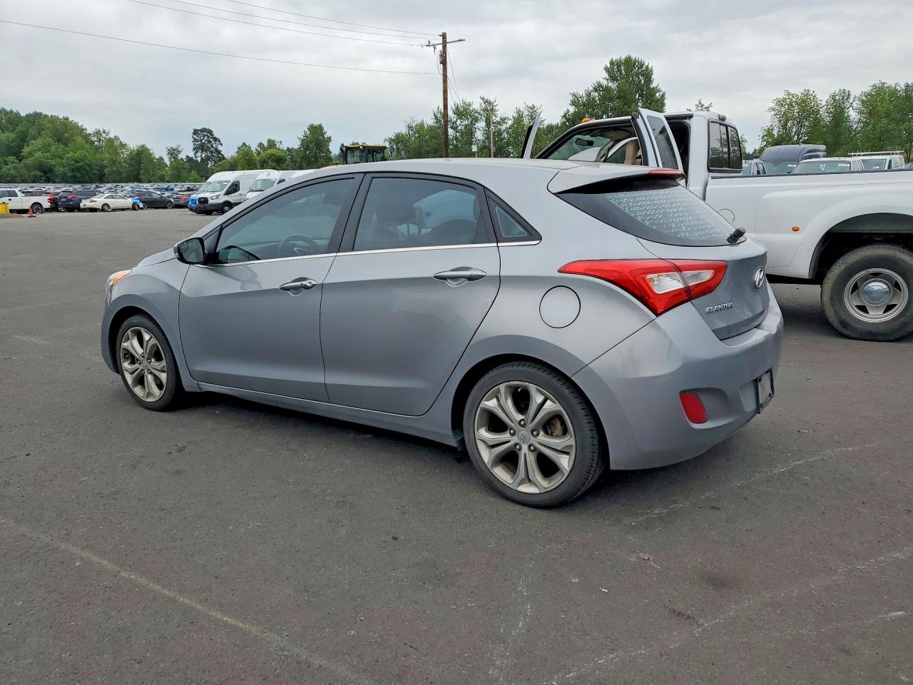 2014 HYUNDAI ELANTRA