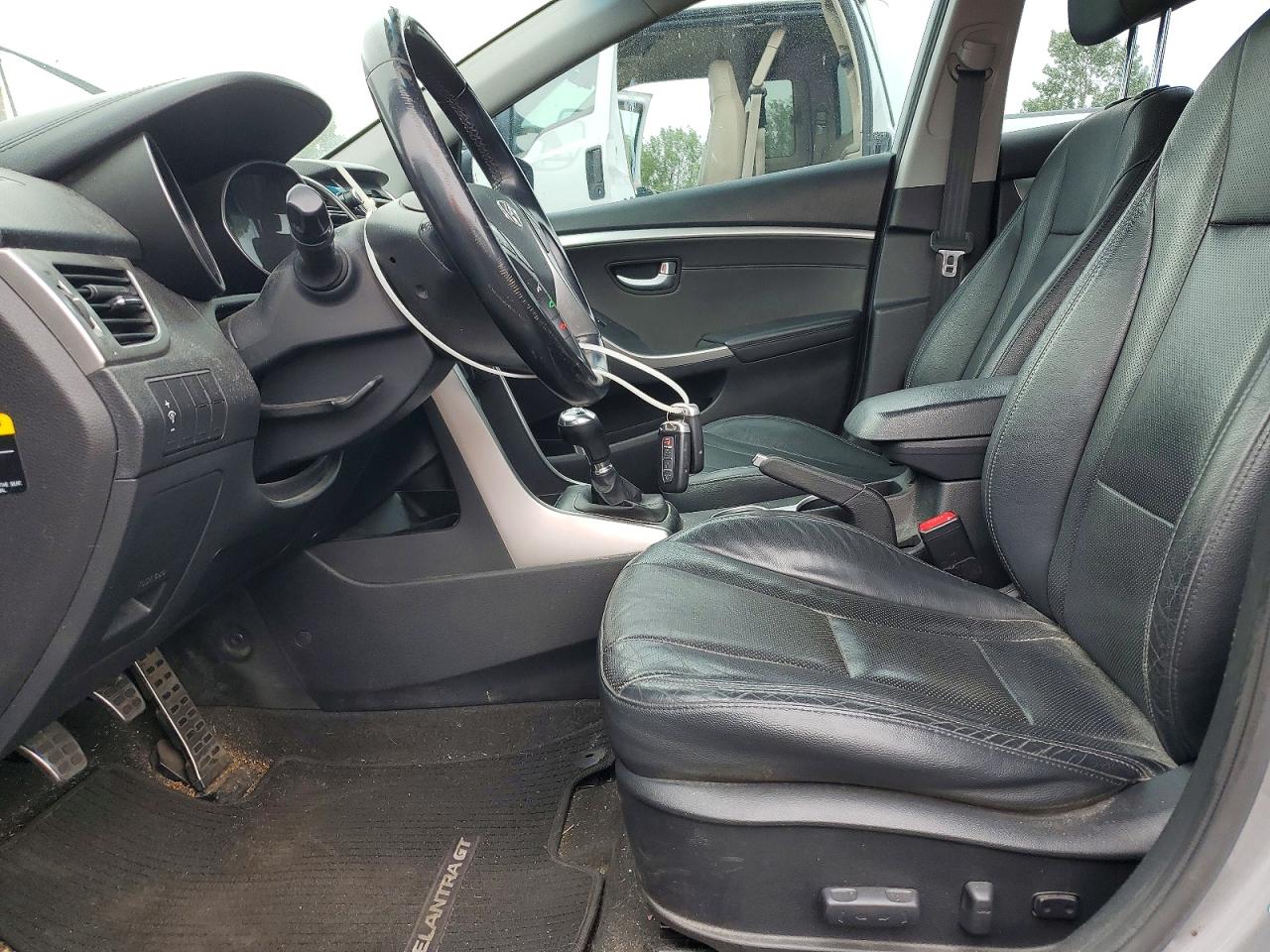2014 HYUNDAI ELANTRA