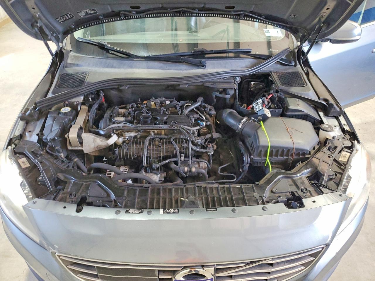 2016 VOLVO S60