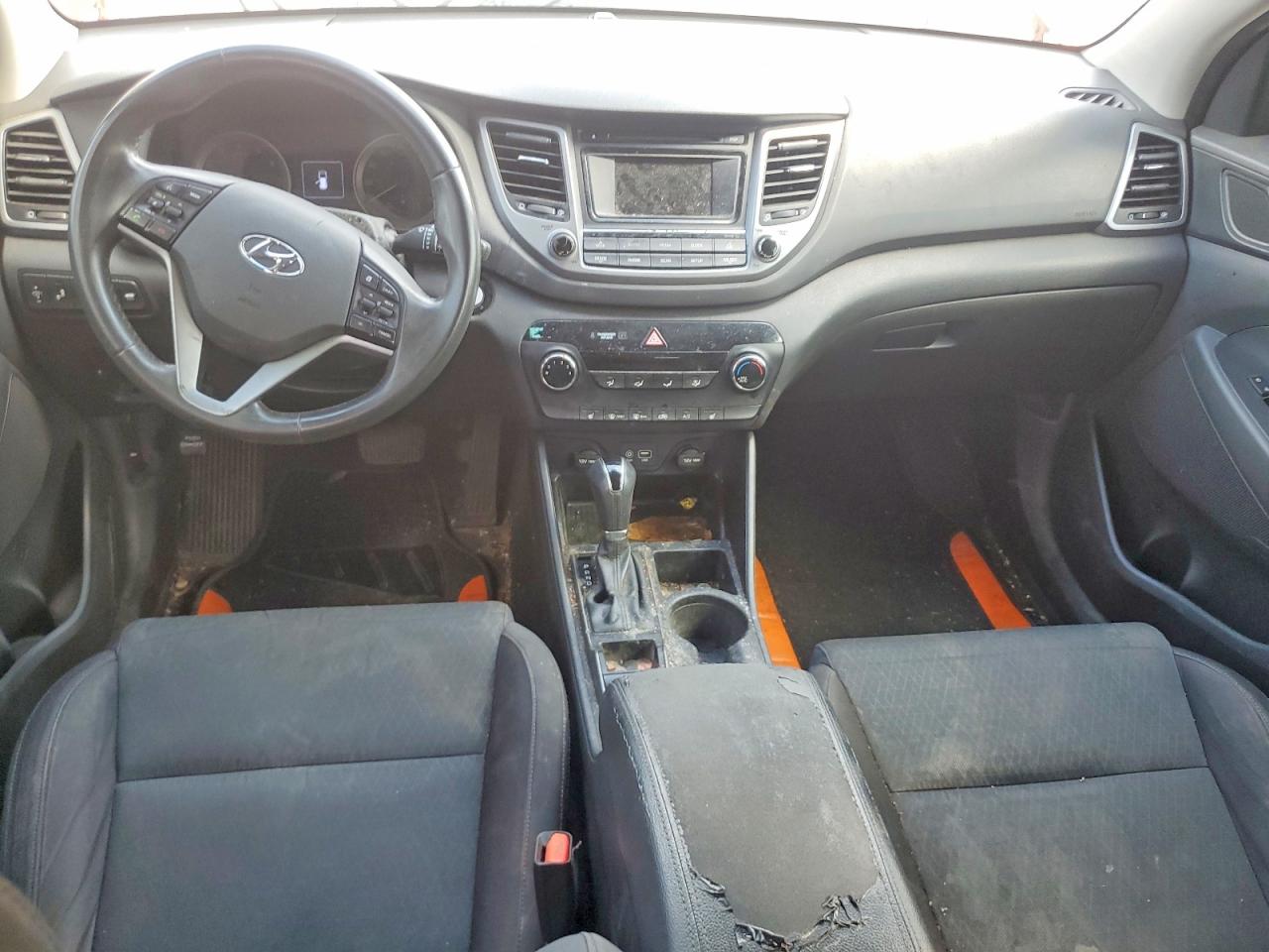 2016 HYUNDAI TUCSON