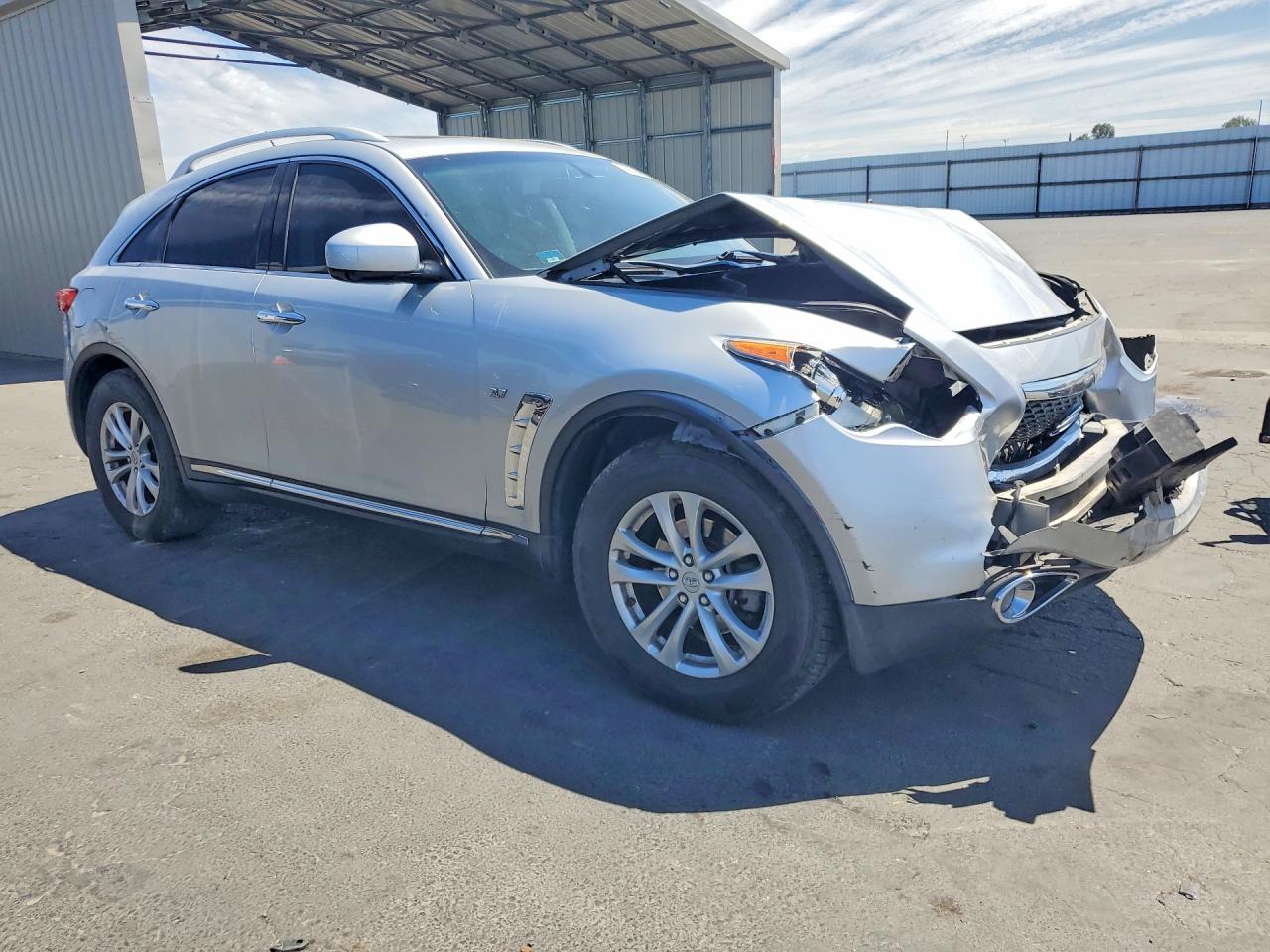 2017 INFINITI QX70 BASE