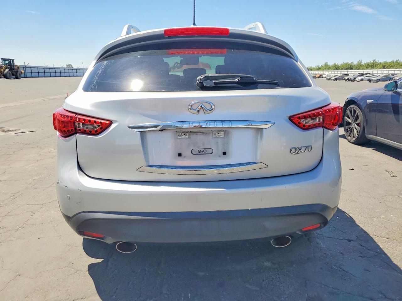 2017 INFINITI QX70 BASE