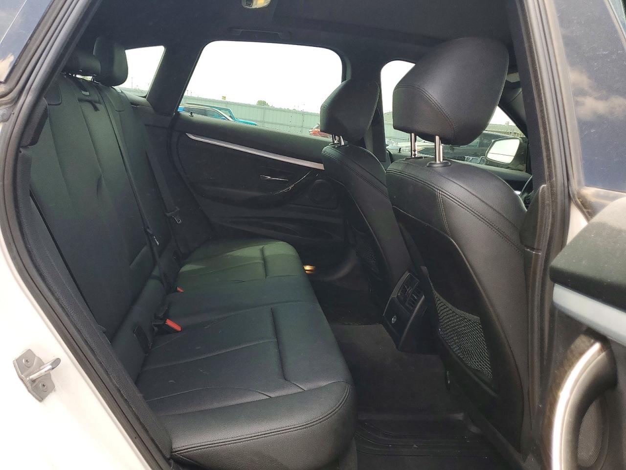2018 BMW 3 SERIES