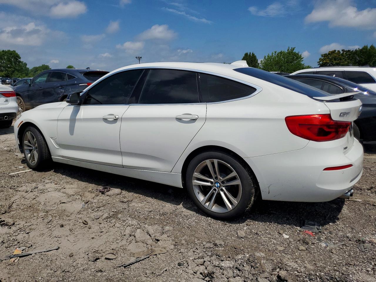 2018 BMW 3 SERIES