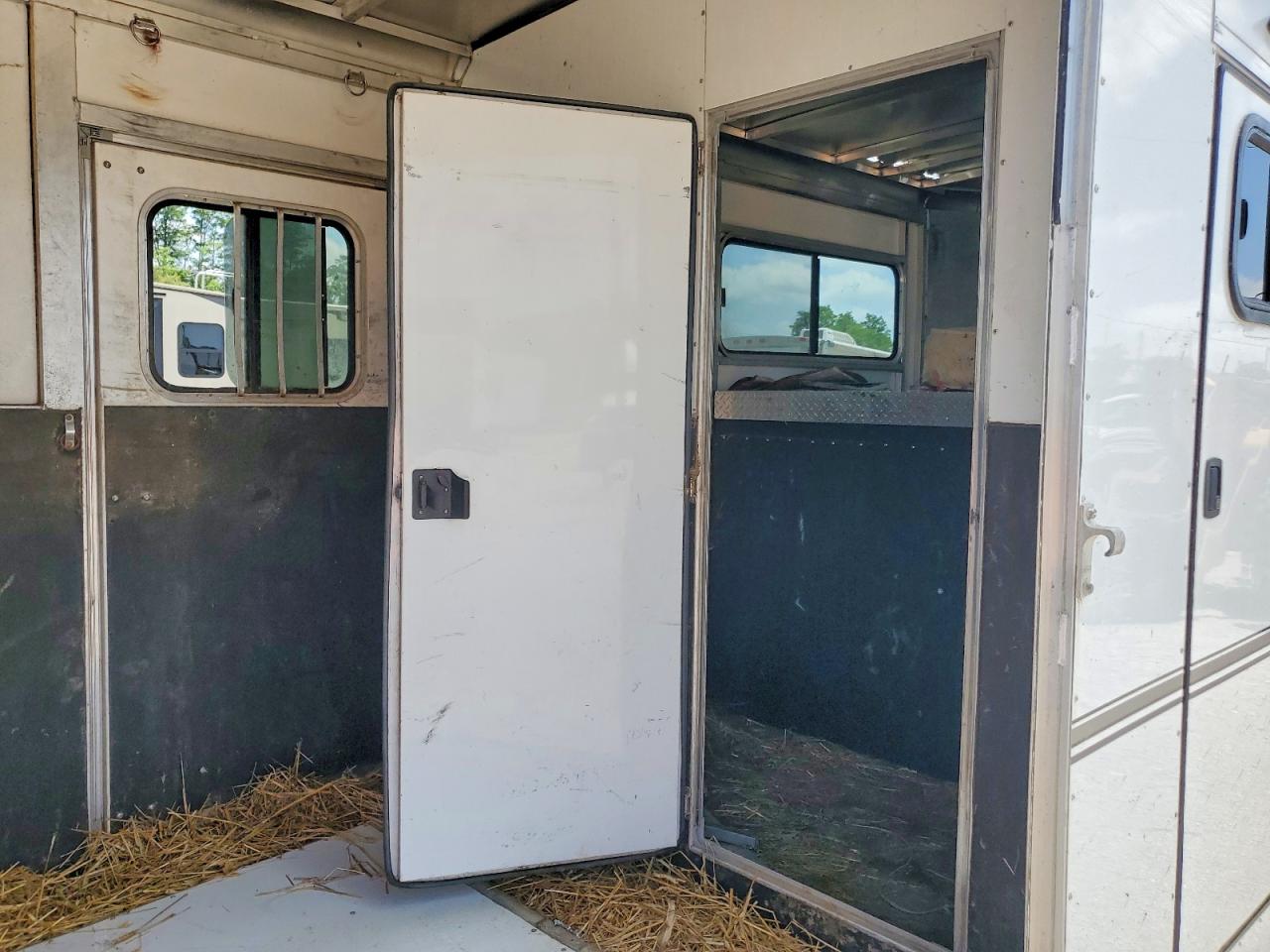 2016 SUNDOWNER TRAILER