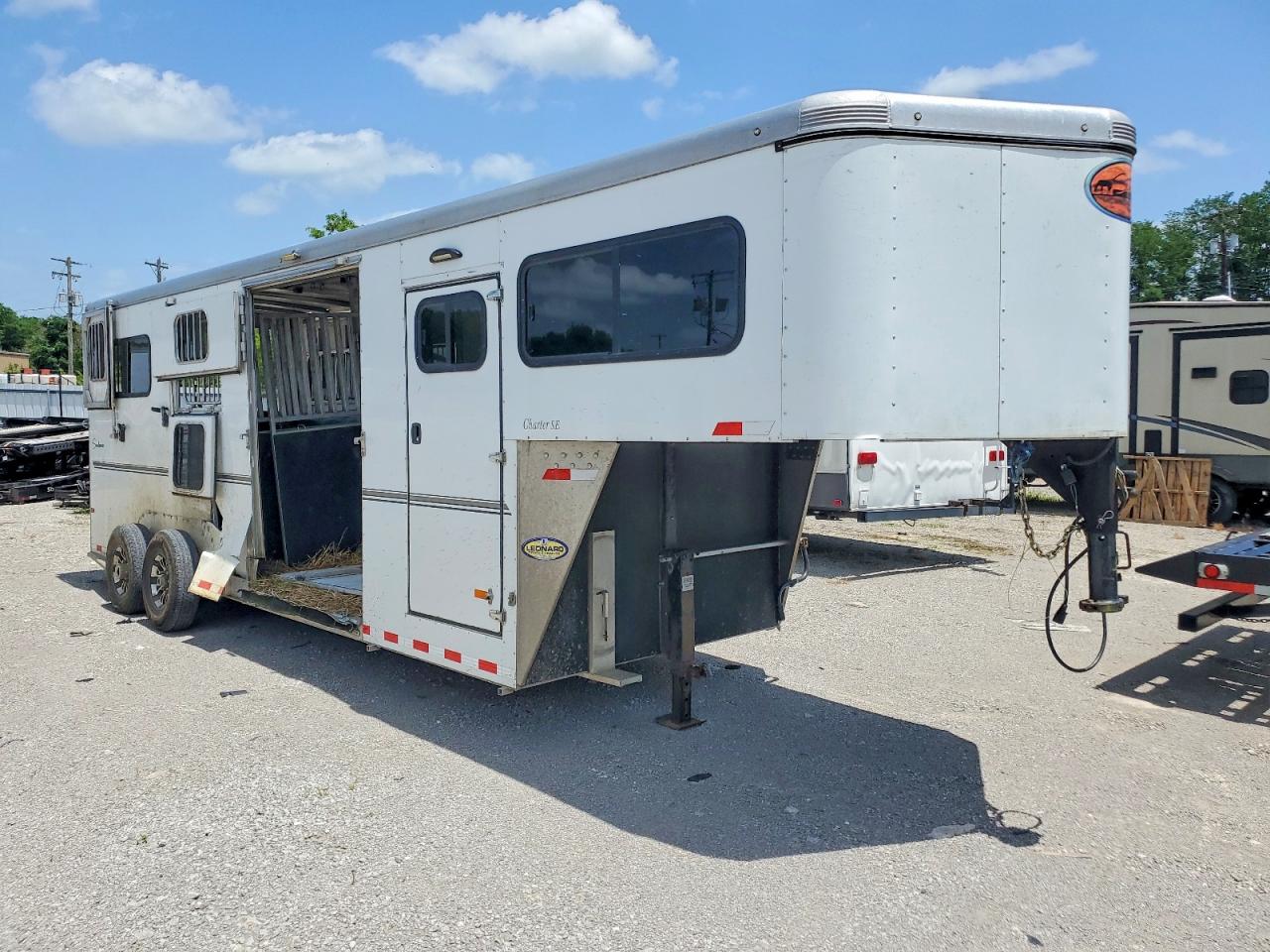 2016 SUNDOWNER TRAILER