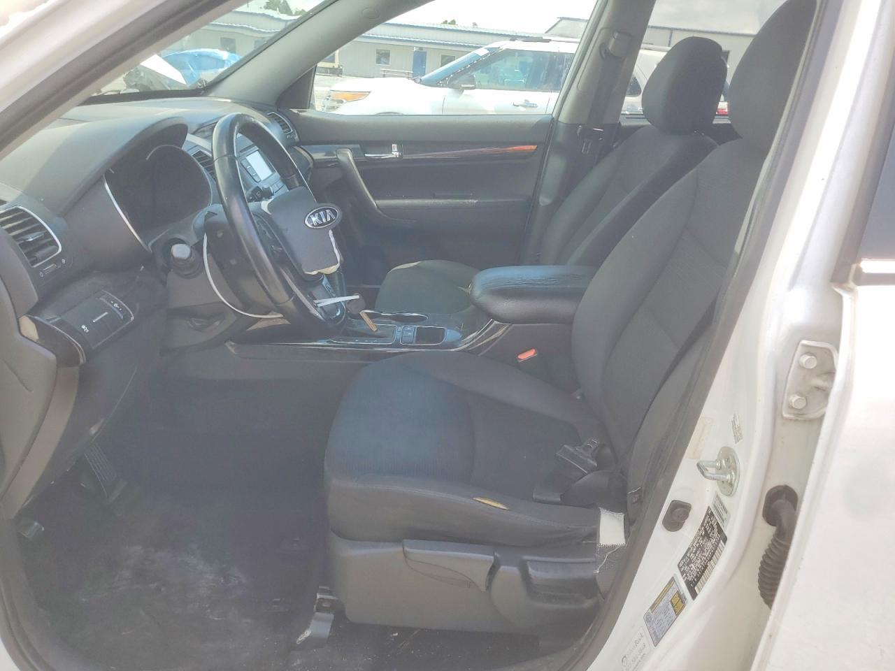 2015 KIA SORENTO