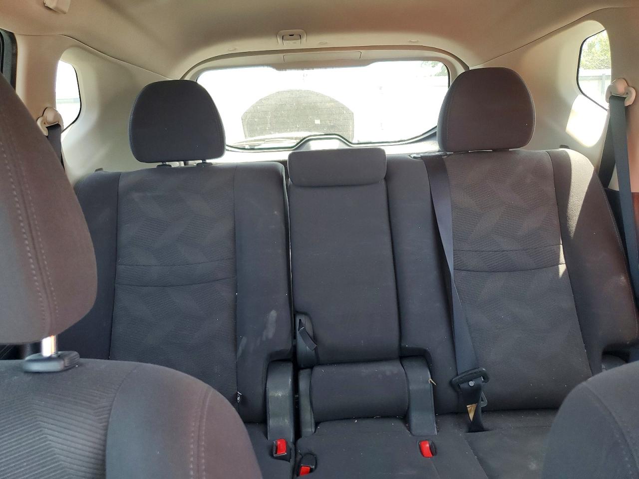 2016 NISSAN ROGUE