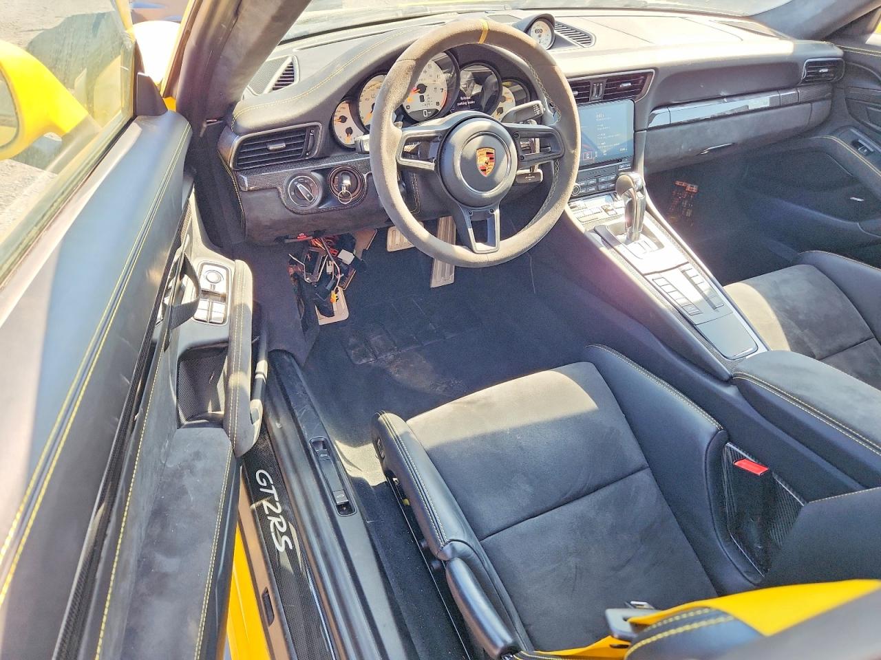 2018 PORSCHE 911
