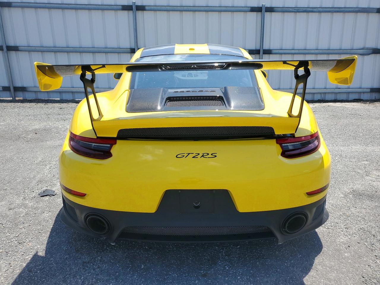 2018 PORSCHE 911