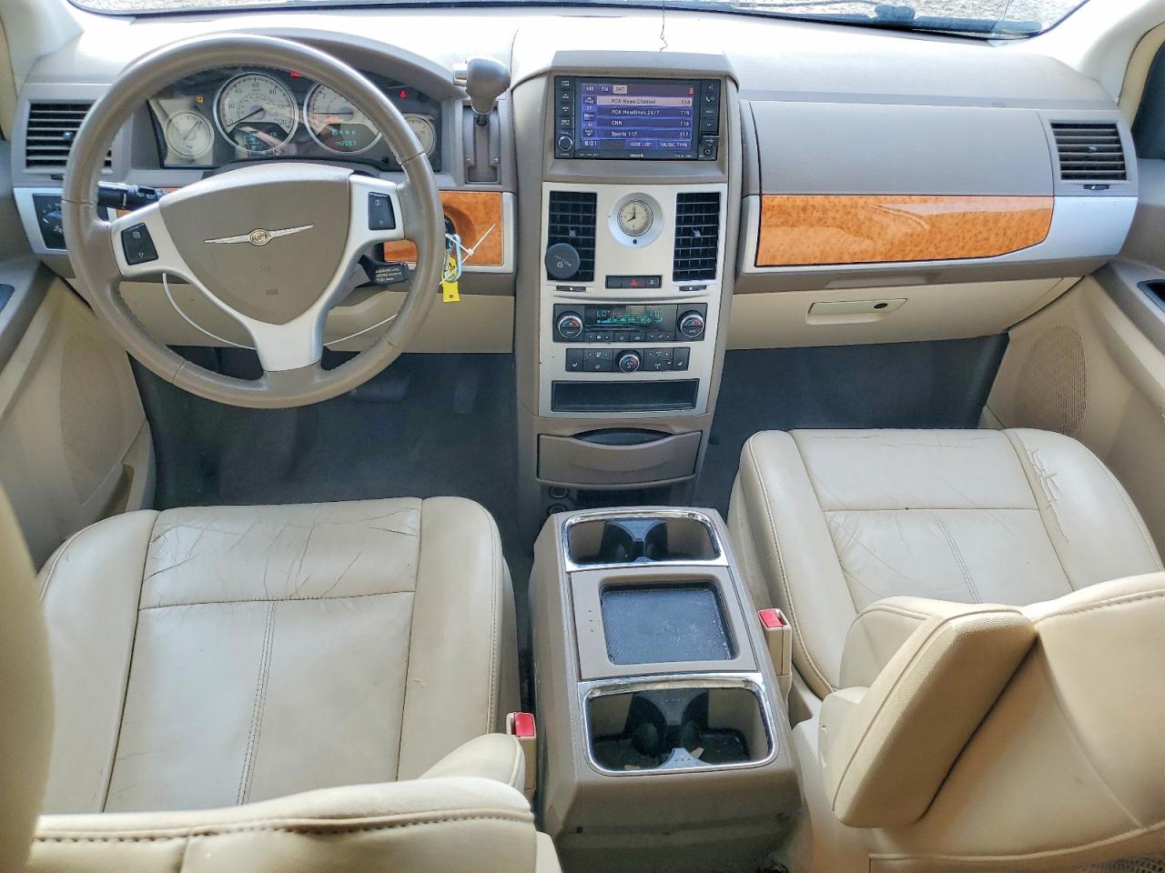2010 CHRYSLER MINIVAN