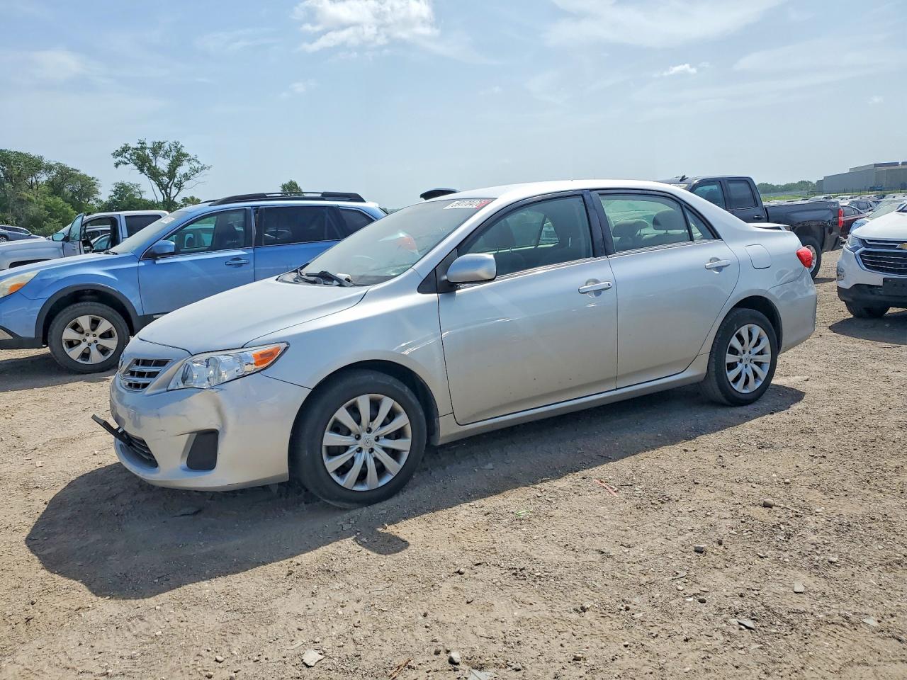 2013 TOYOTA COROLLA