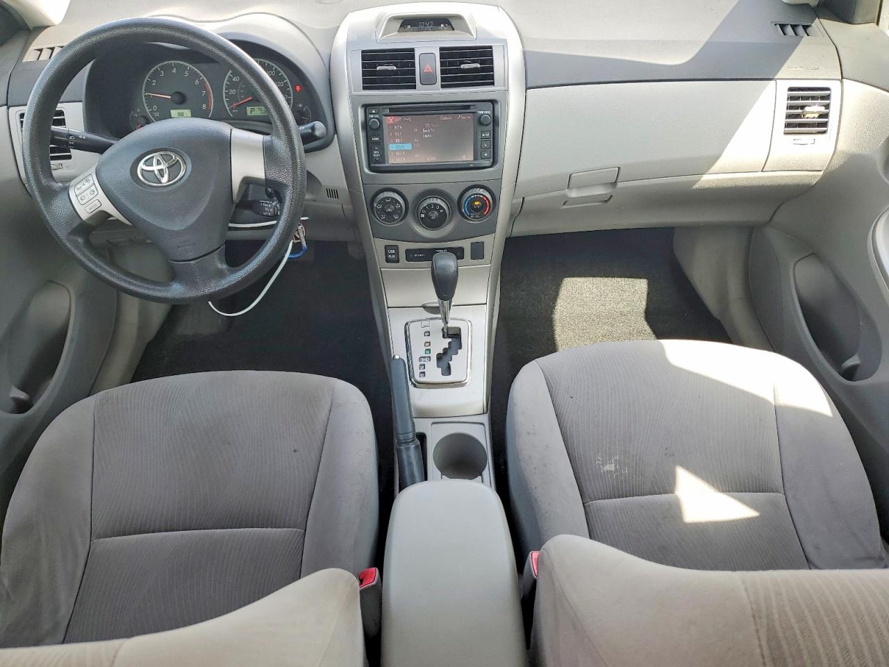 2013 TOYOTA COROLLA