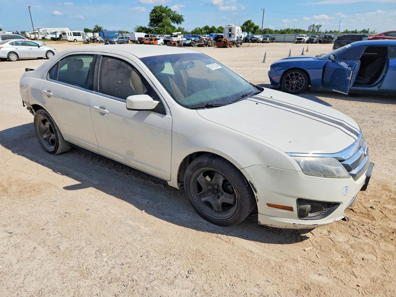 2011 FORD FUSION