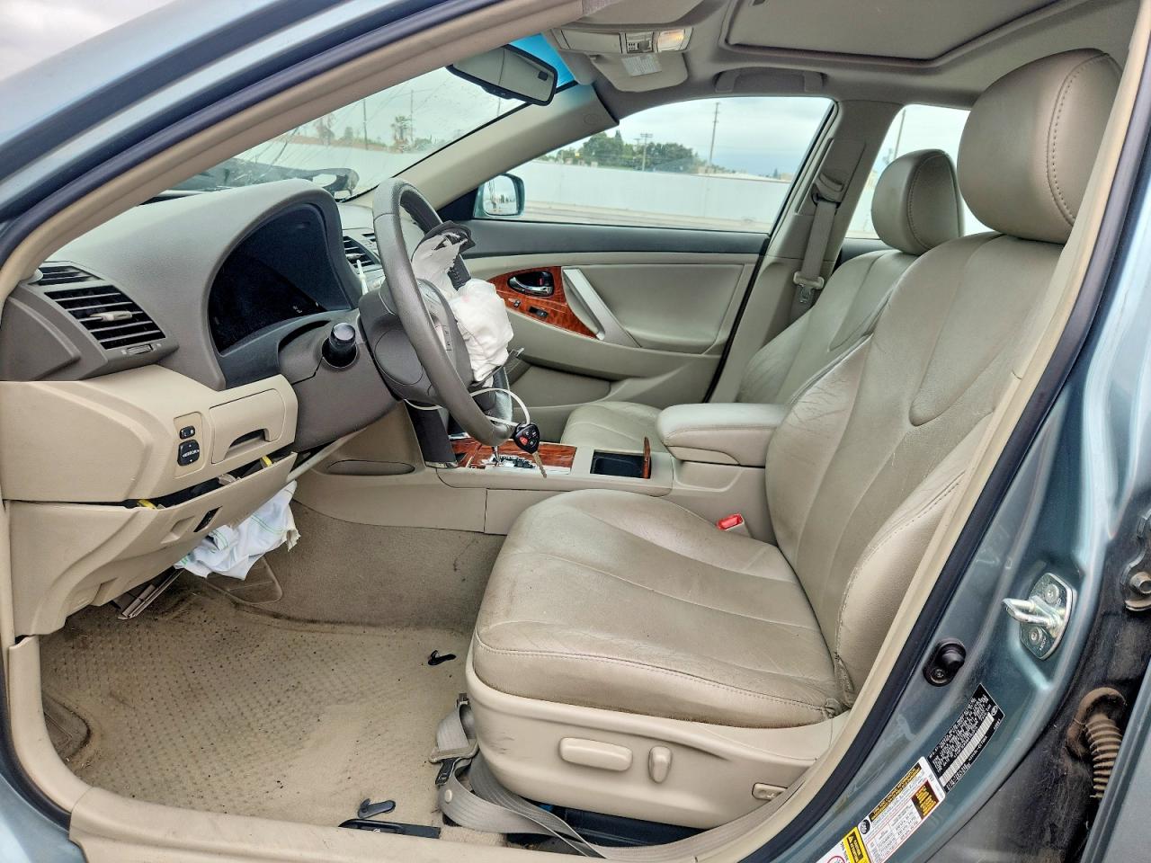2011 TOYOTA CAMRY