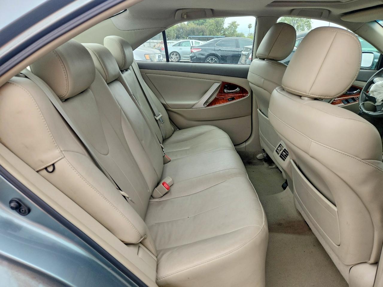 2011 TOYOTA CAMRY