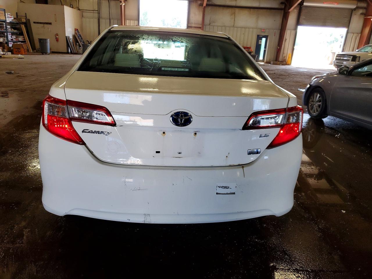 2013 TOYOTA CAMRY