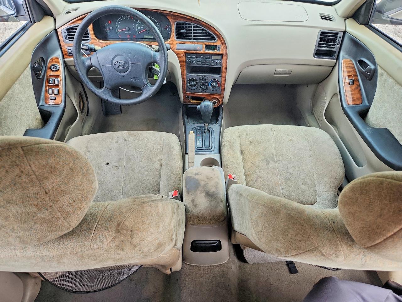 2002 HYUNDAI ELANTRA