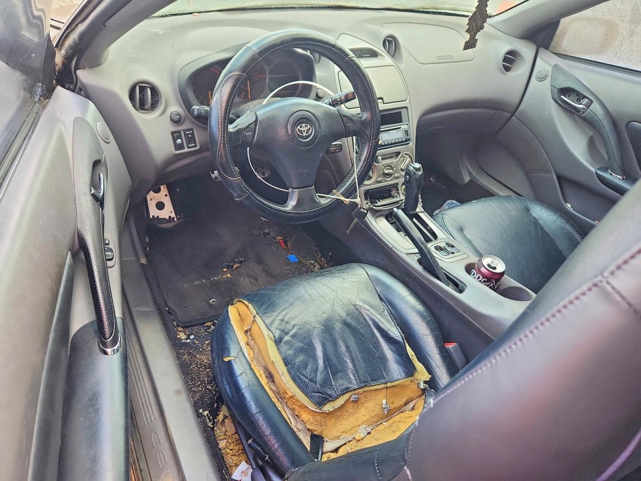 2000 TOYOTA CELICA