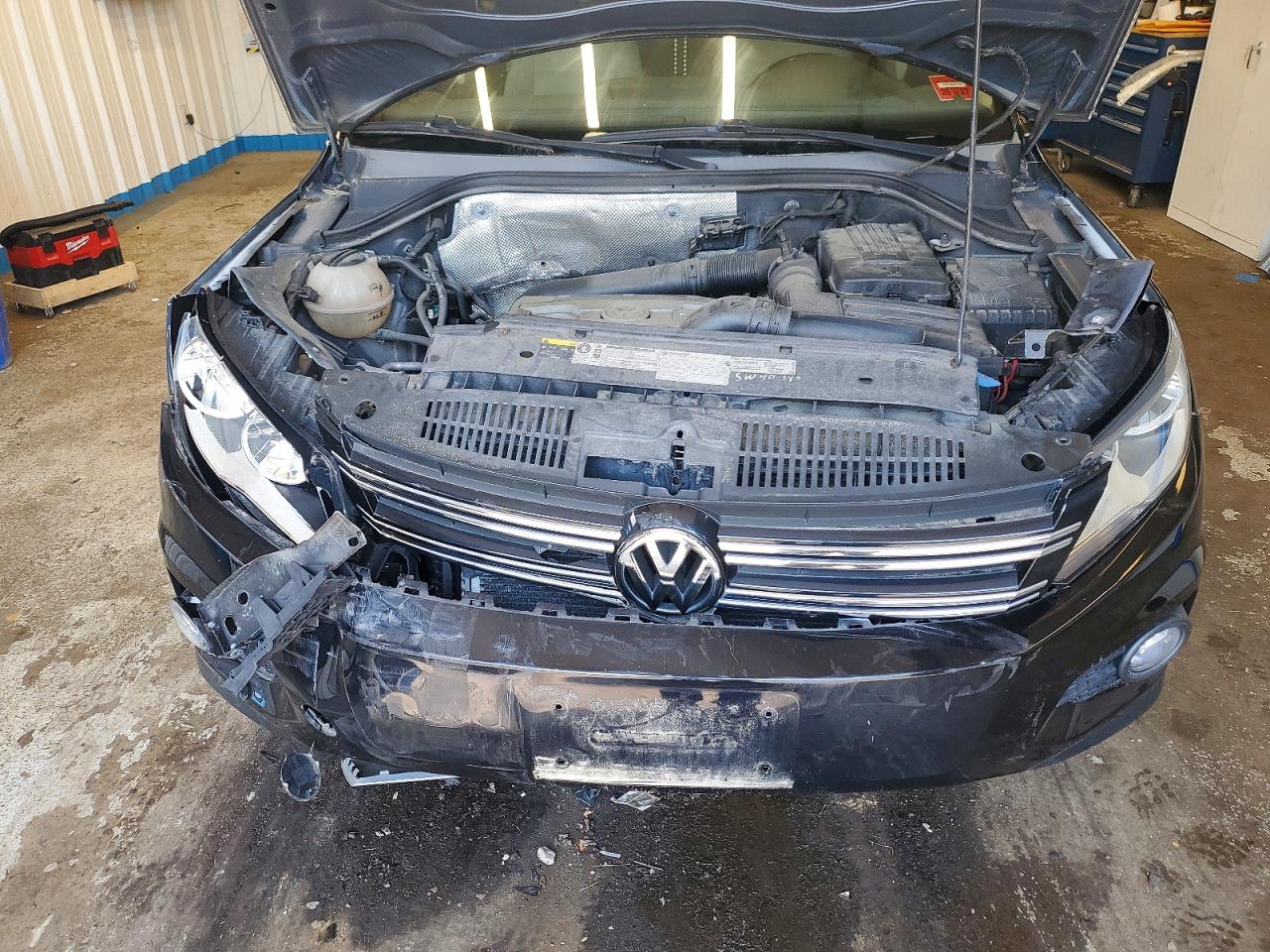 2013 VOLKSWAGEN TIGUAN