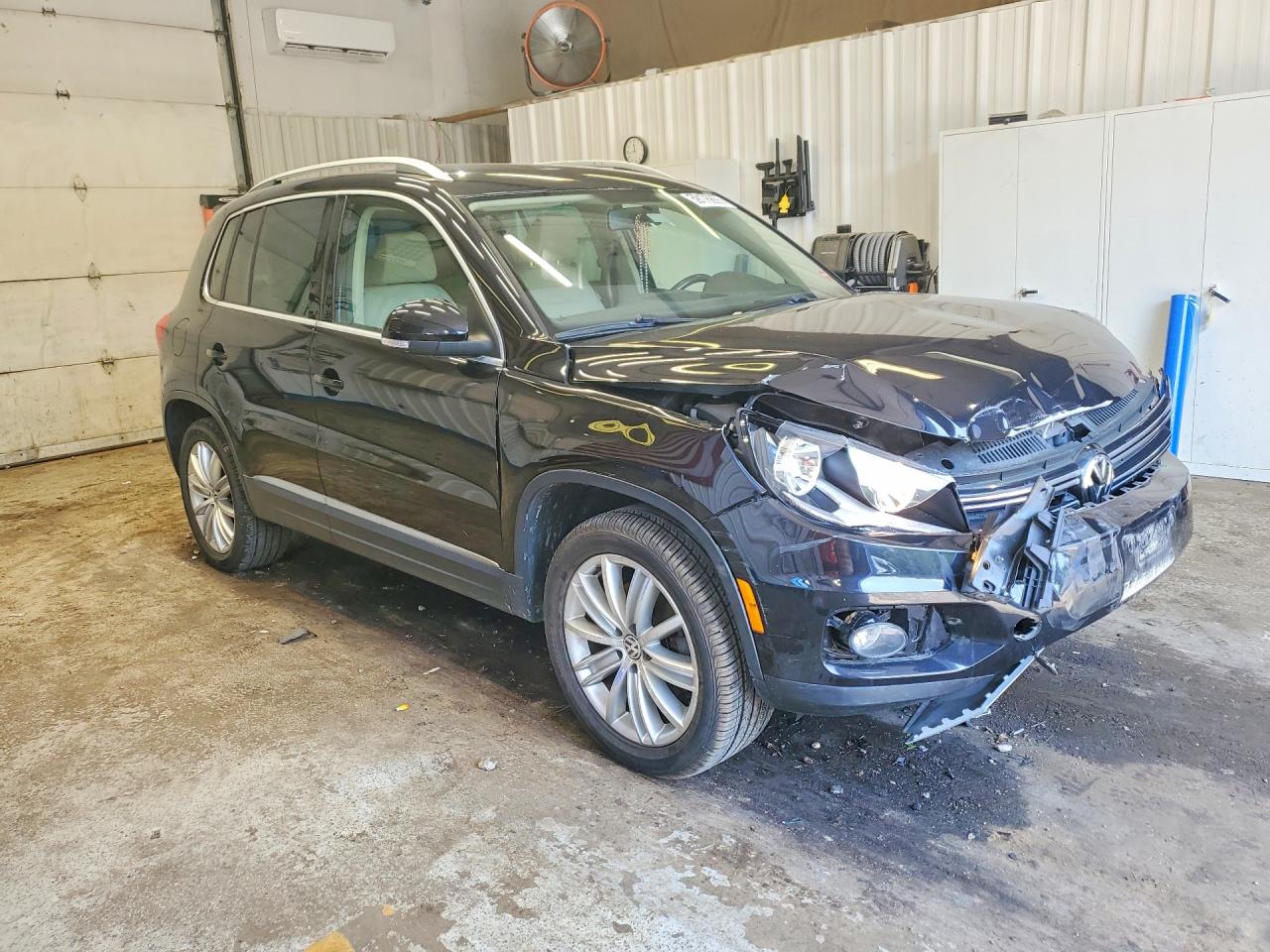 2013 VOLKSWAGEN TIGUAN