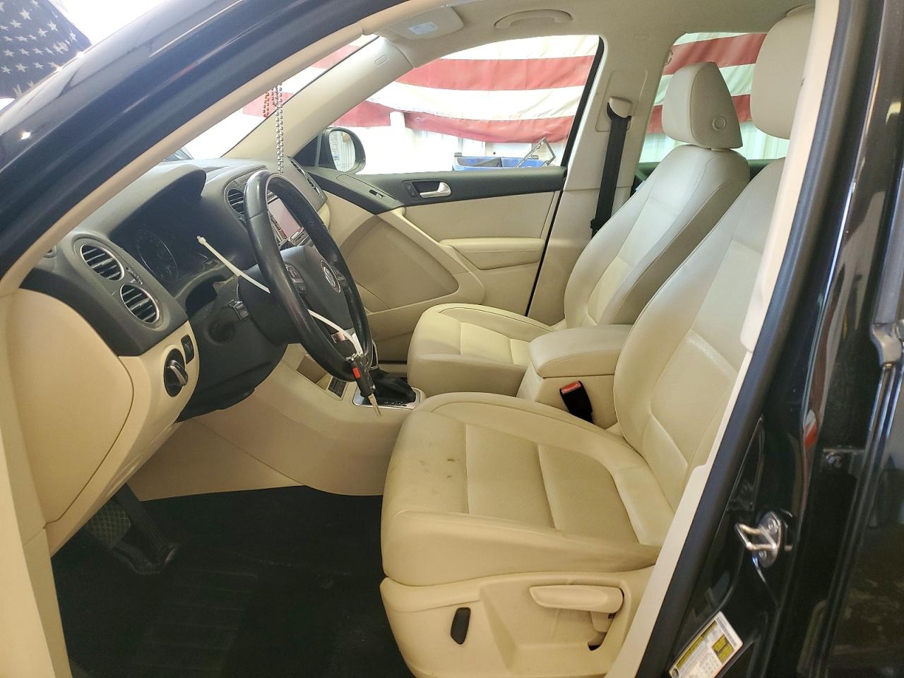 2013 VOLKSWAGEN TIGUAN
