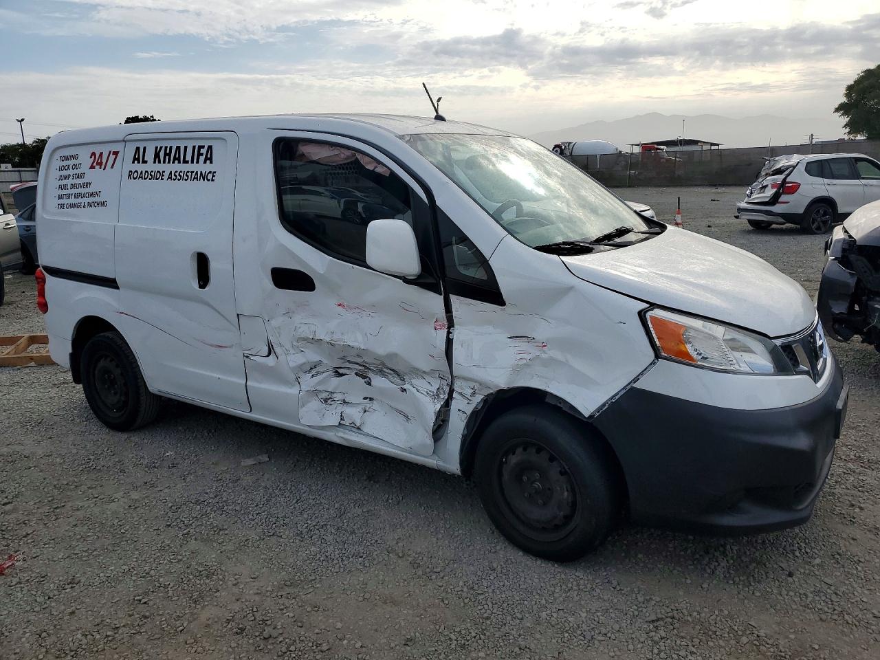 2014 NISSAN NV