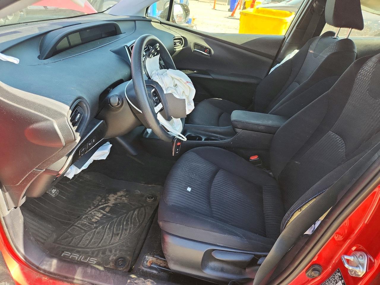 2018 TOYOTA PRIUS