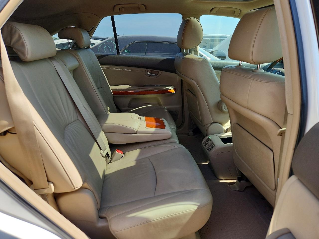 2005 LEXUS RX330