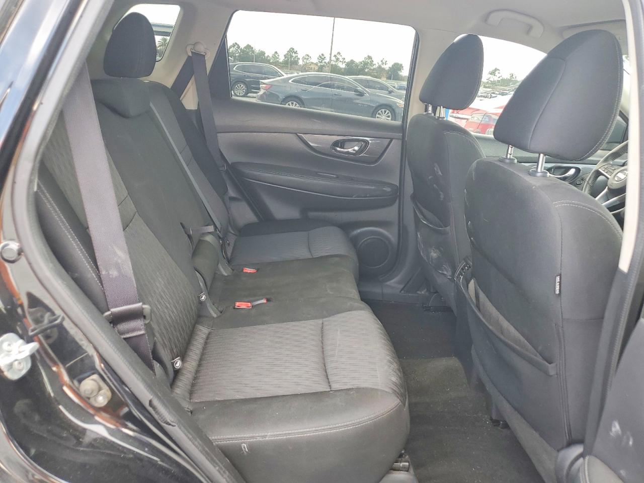 2017 NISSAN ROGUE