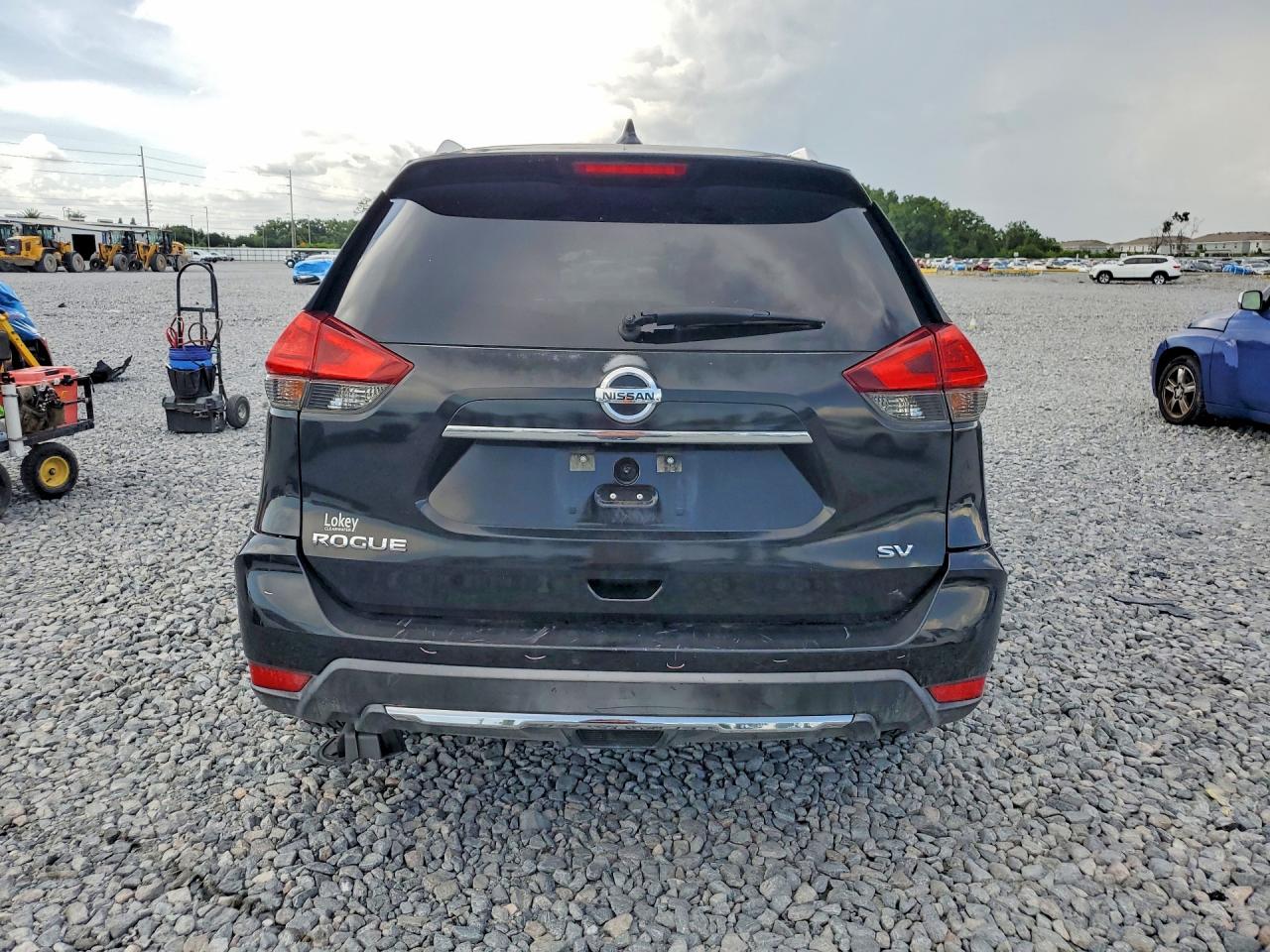 2017 NISSAN ROGUE