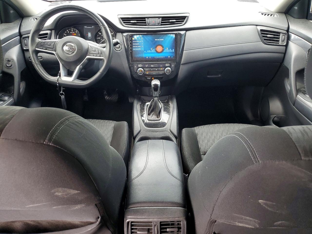 2017 NISSAN ROGUE
