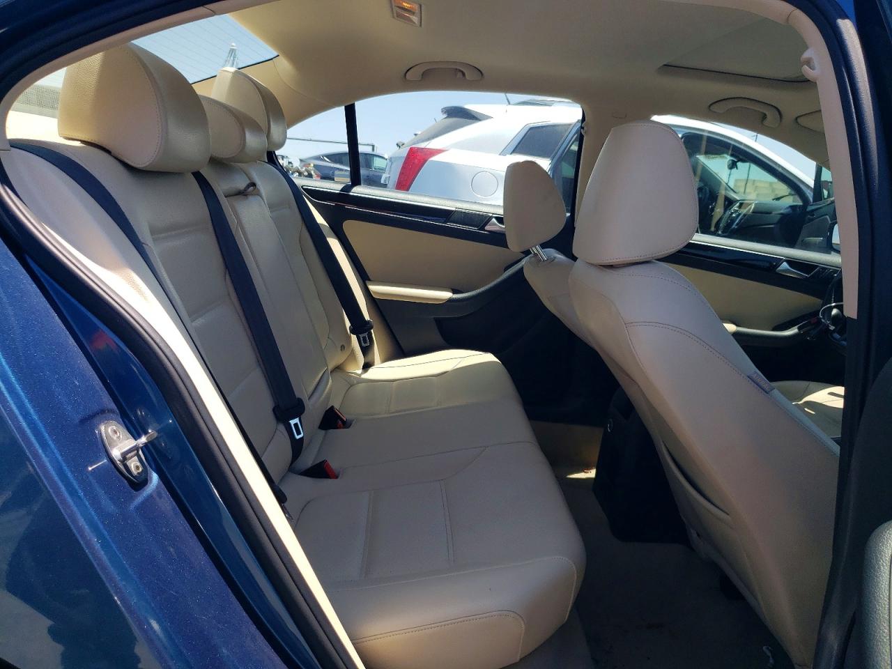 2016 VOLKSWAGEN JETTA