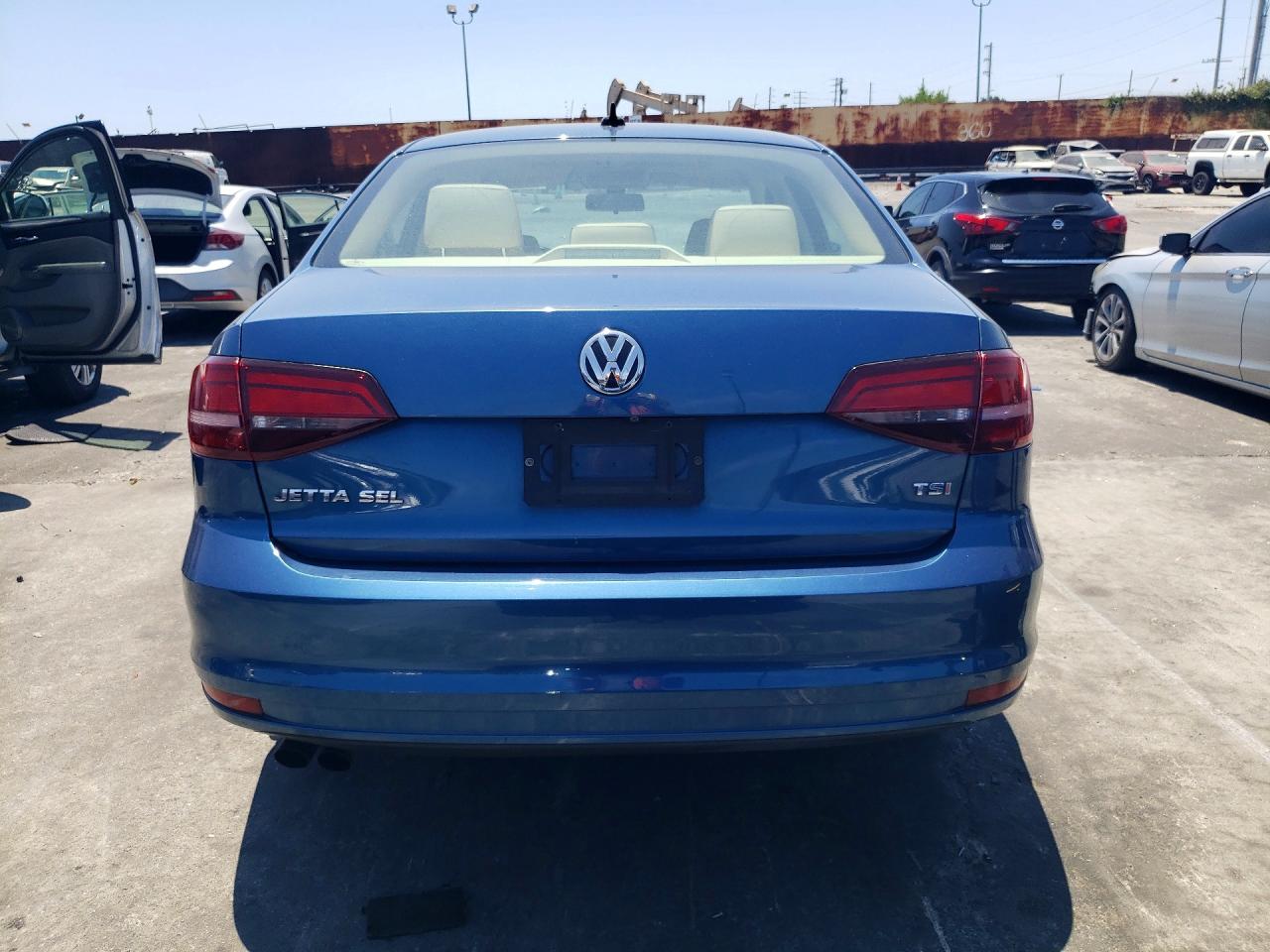 2016 VOLKSWAGEN JETTA