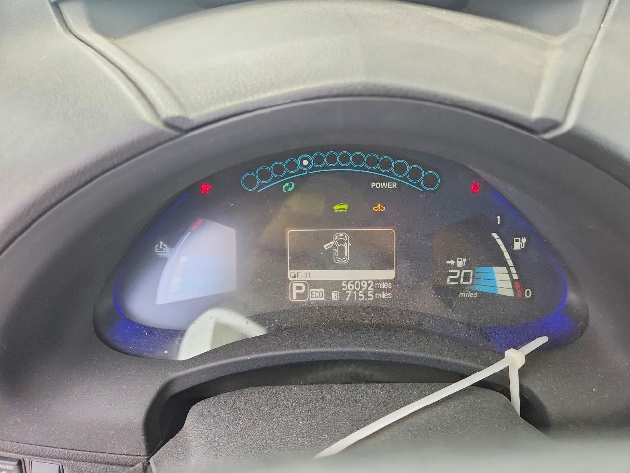 2015 NISSAN LEAF