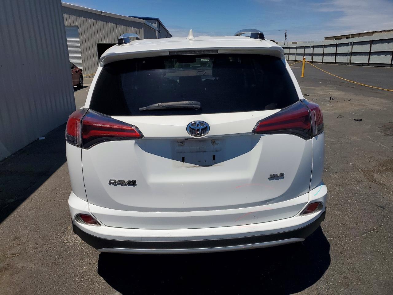 2016 TOYOTA RAV4