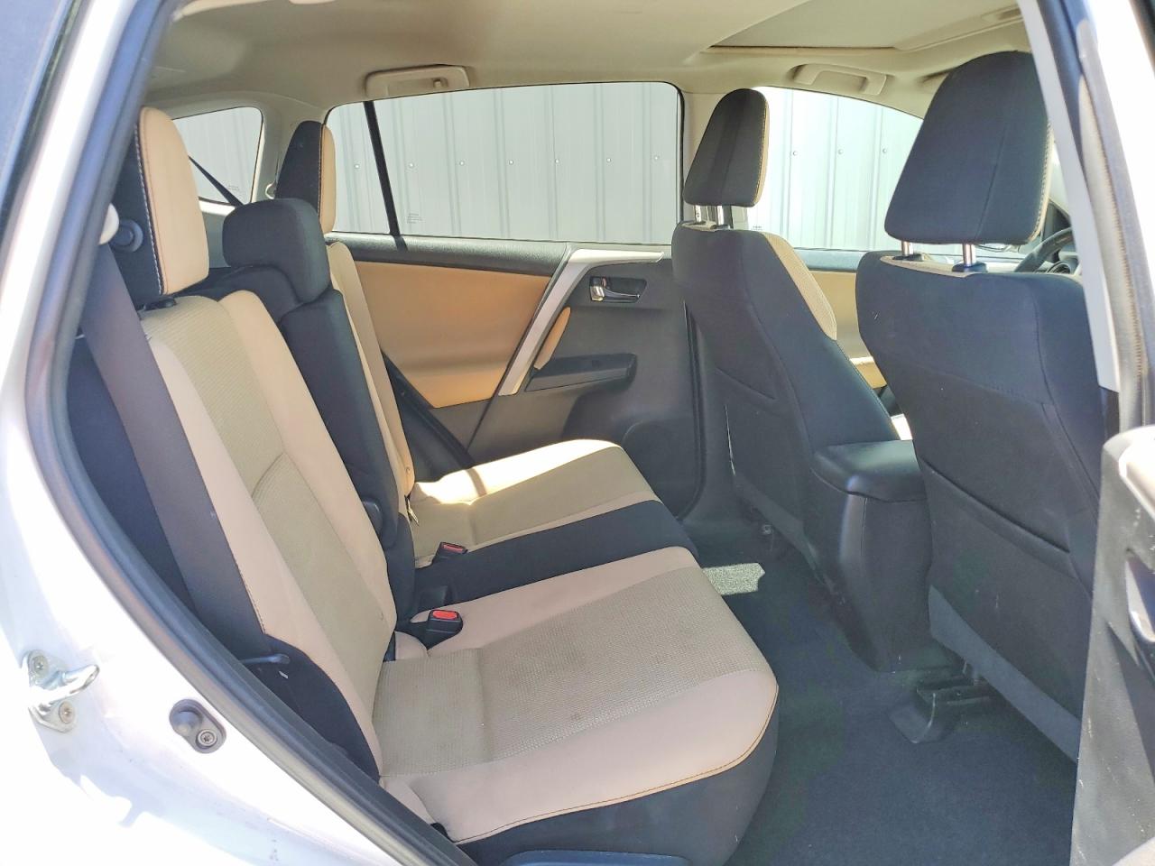 2016 TOYOTA RAV4