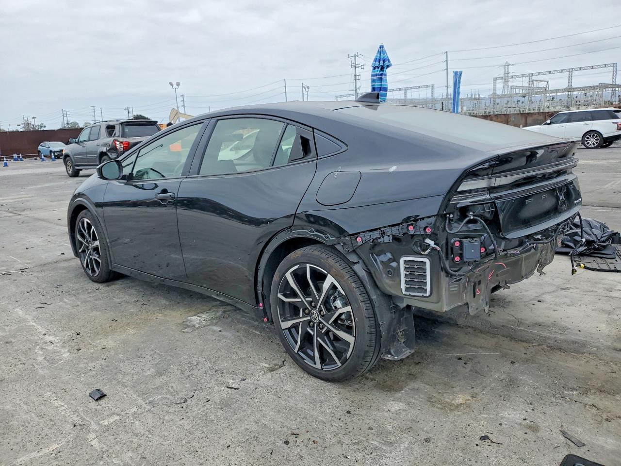 2025 TOYOTA PRIUS