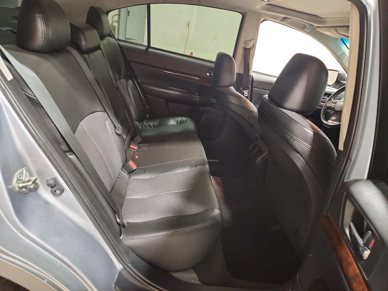 2014 SUBARU LEGACY