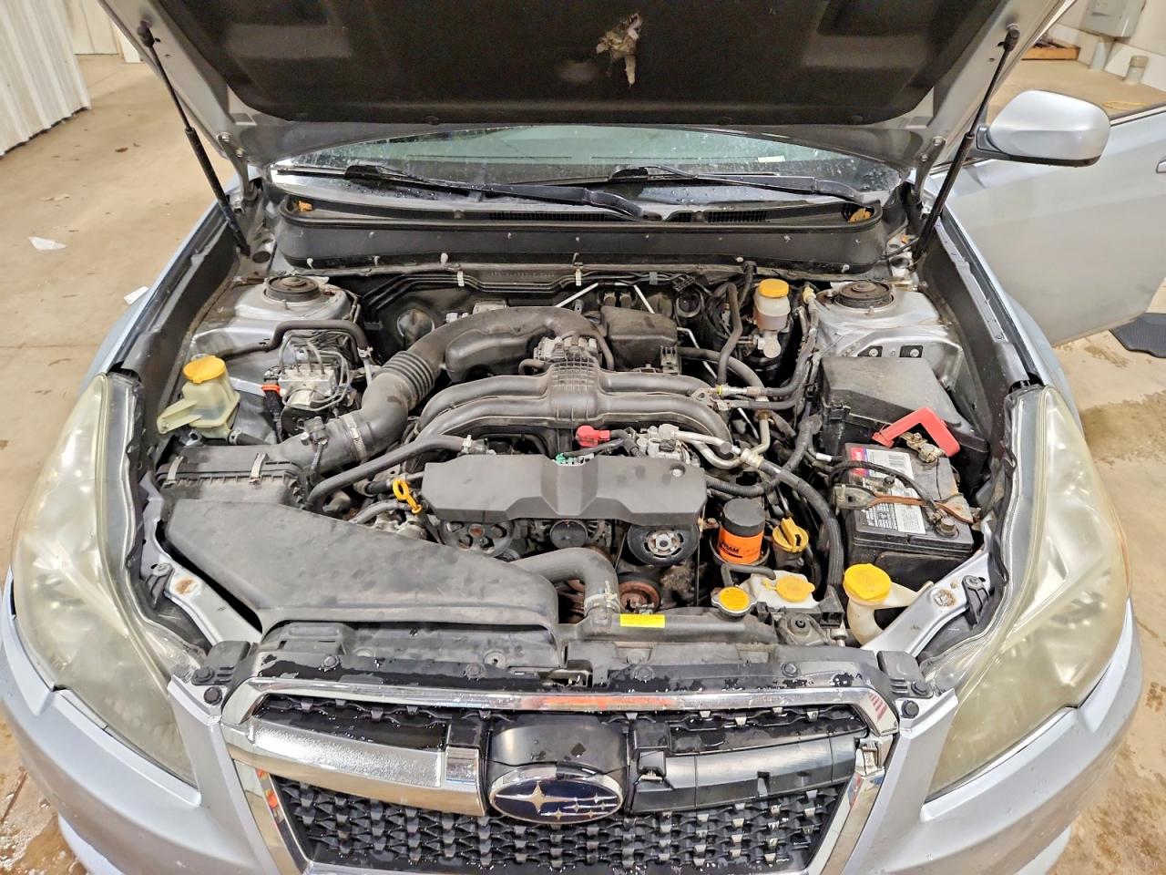 2014 SUBARU LEGACY