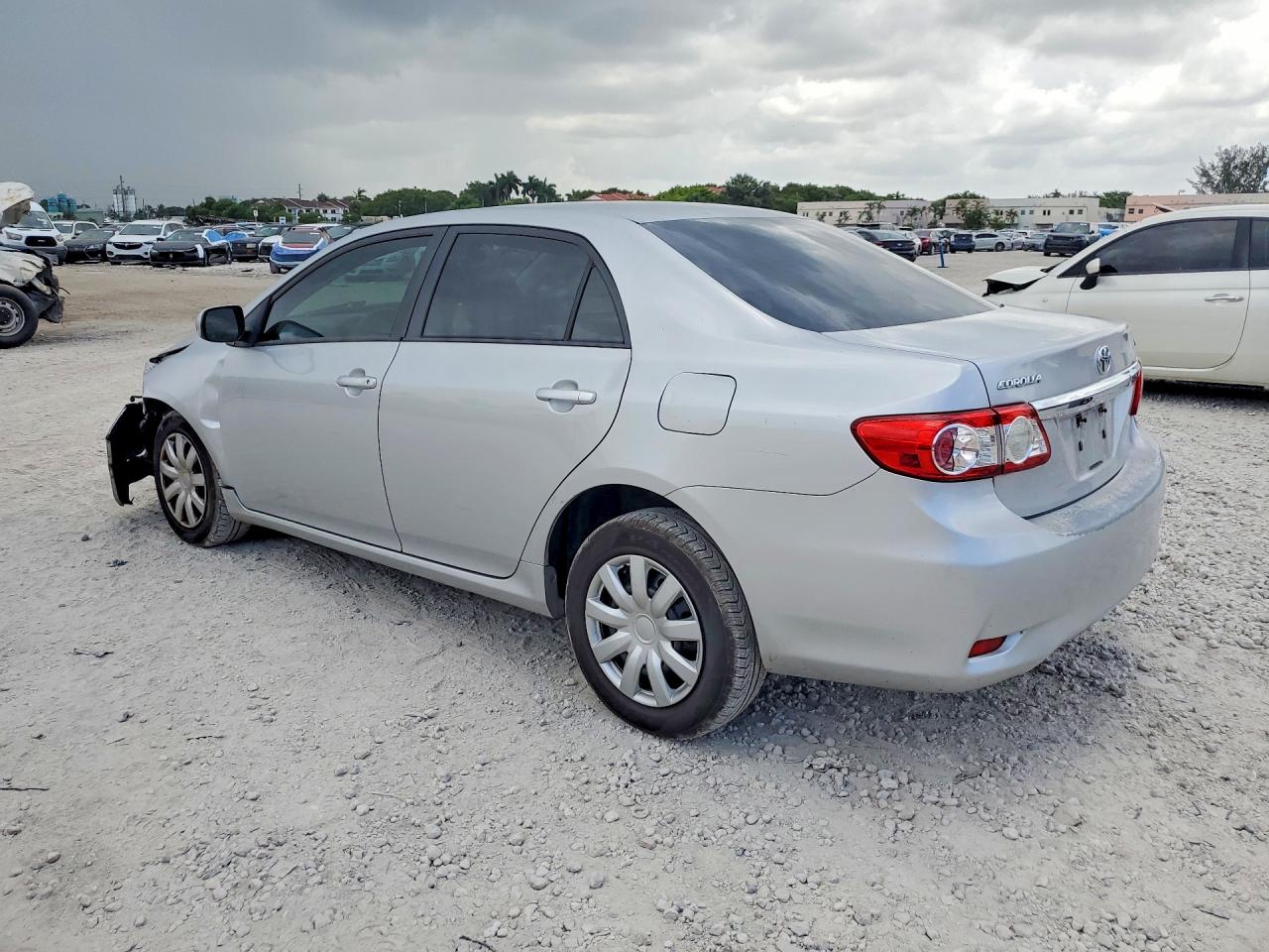 2011 TOYOTA COROLLA