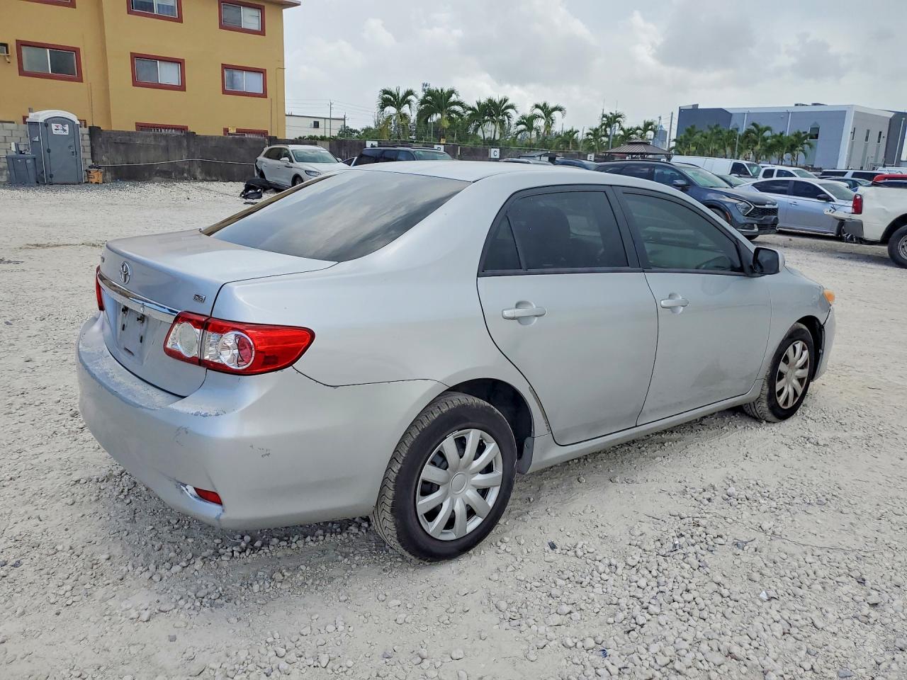 2011 TOYOTA COROLLA