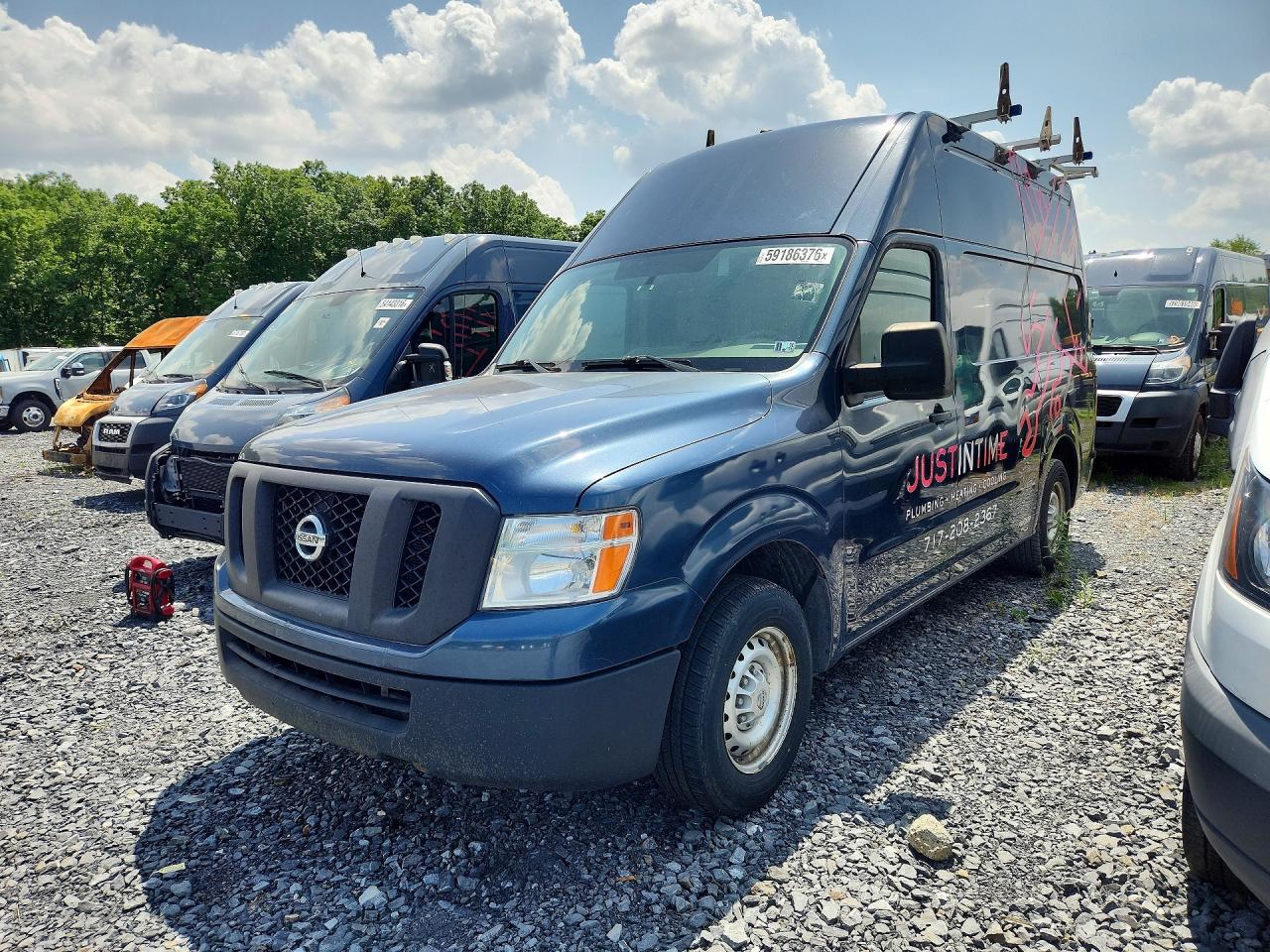 2015 NISSAN NV
