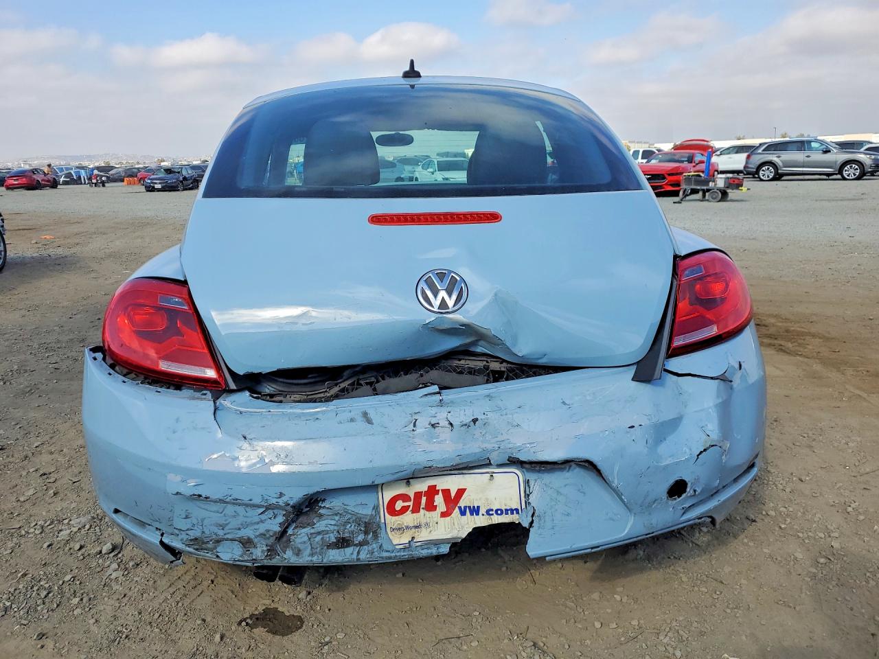2012 VOLKSWAGEN BEETLE