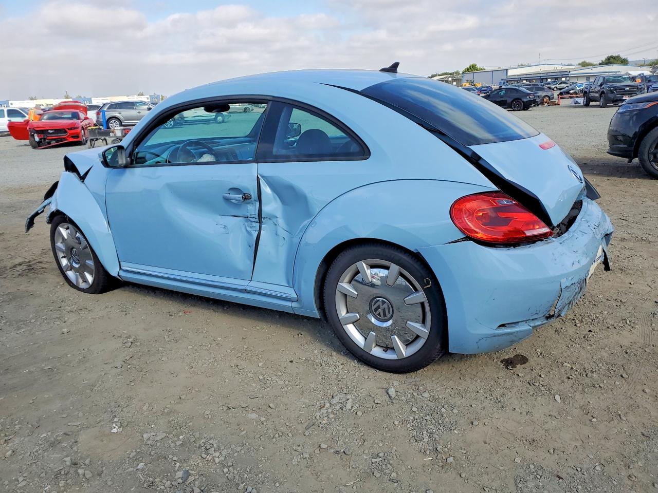 2012 VOLKSWAGEN BEETLE