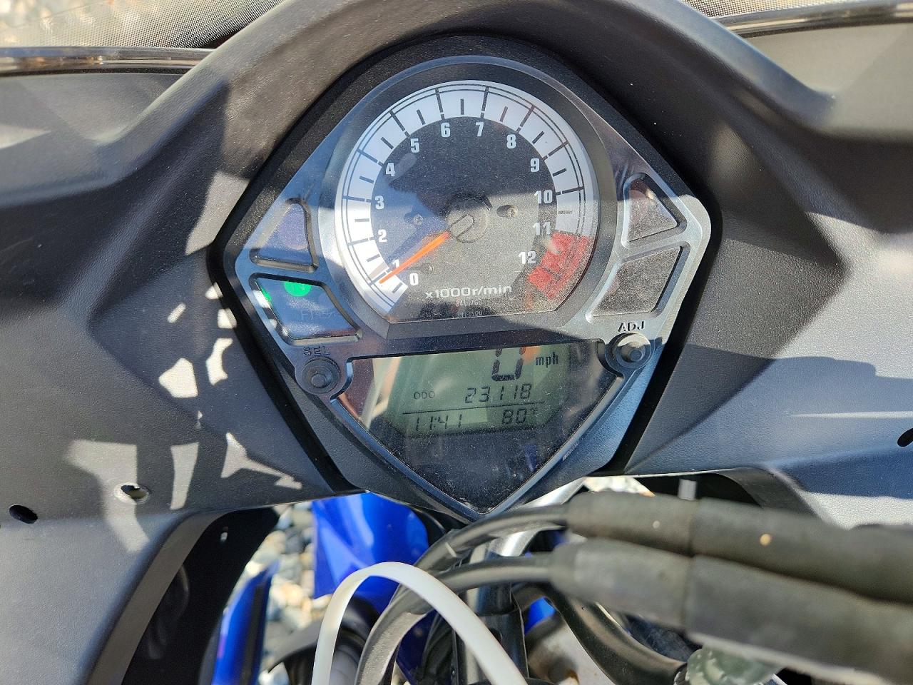 2004 SUZUKI SV650