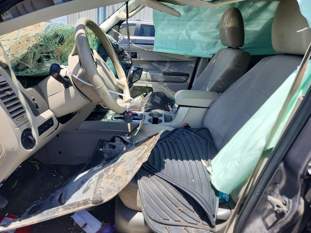 2012 FORD ESCAPE