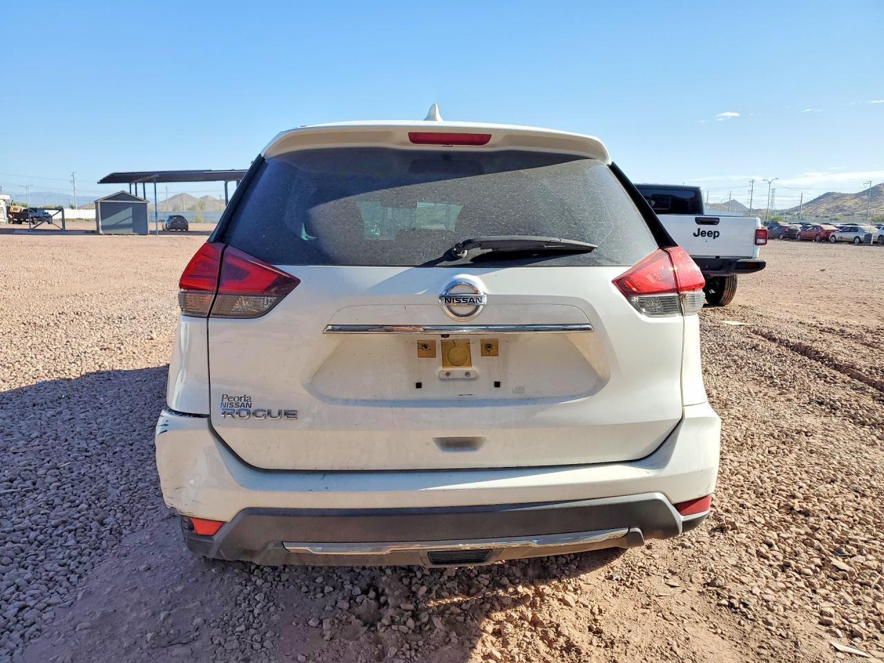 2017 NISSAN ROGUE